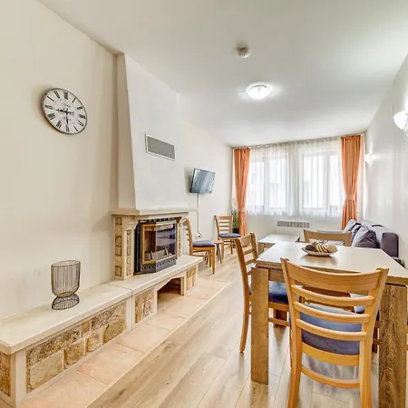 Slope Getaway At The Castle Apartament