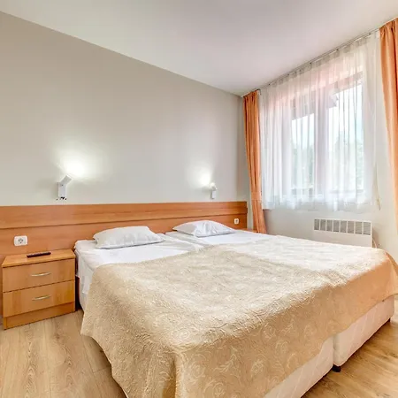 Slope Getaway At The Castle Apartament *